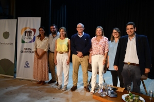 PRESENTACION DEL SELLO DE CERTIFICACI&Oacute;N DE LA TIERRA DEL GEOPARQUE